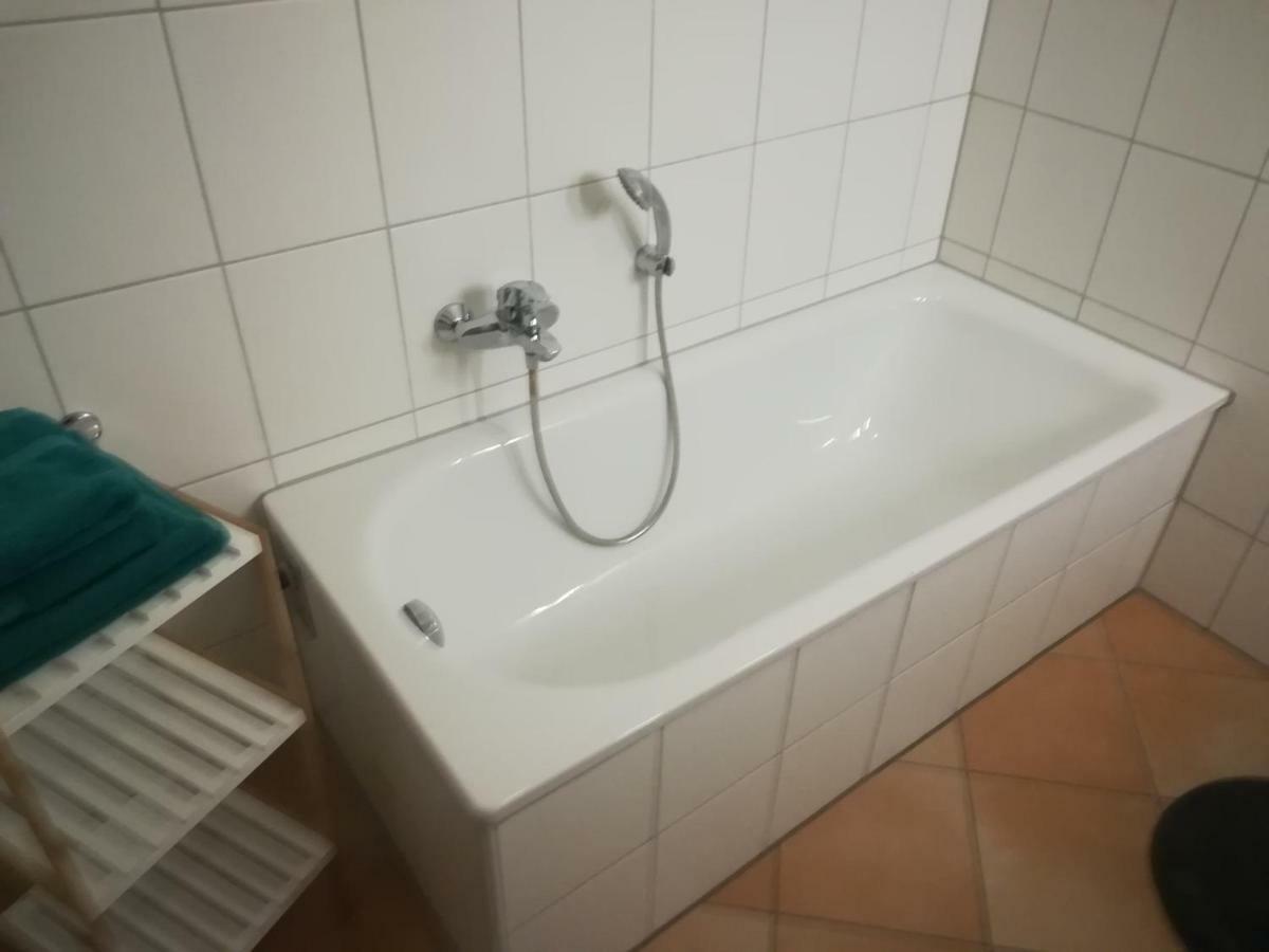 Luxury Apartment In Duisburg-Rahm - Business & Leisure - 'Netflix-Minibar' Exterior photo